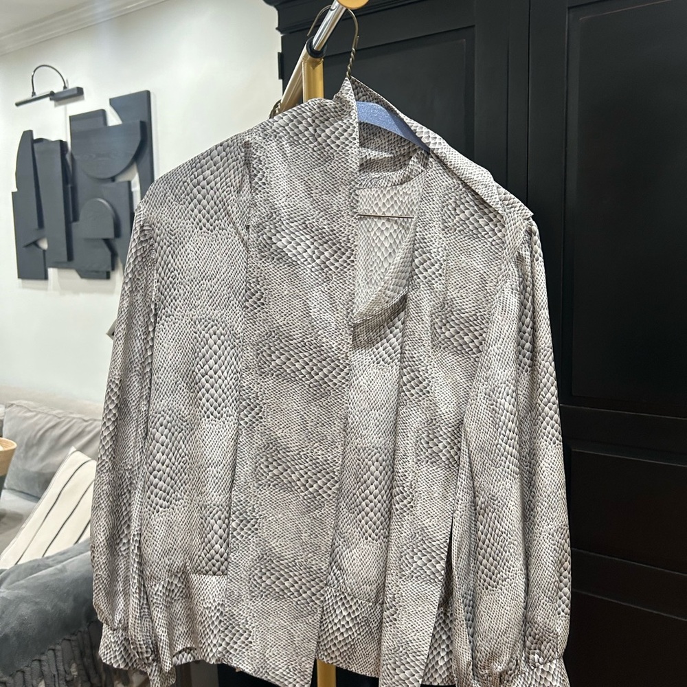 Amanda Uprichard Gray Snake Print Blouse
